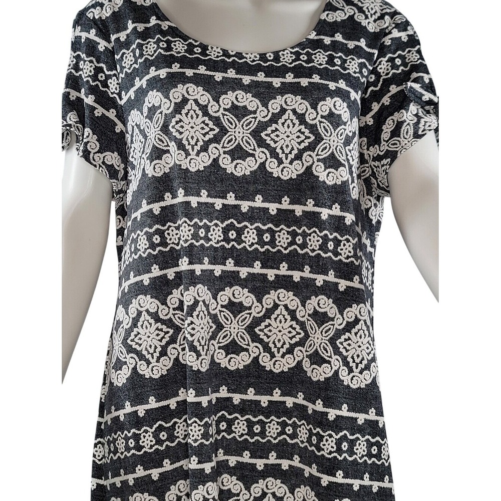 Ronni Nicole Black and White Short Sleeve Patterned‎ Dress